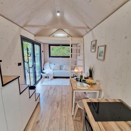 Mrozy House 1 - Maly Dom, Duzy Spokoj Vakantiehuis *