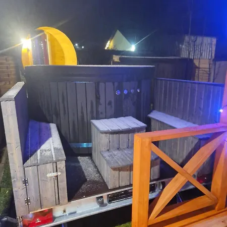 Mrozy House 1 - Maly Dom, Duzy Spokoj 펜션 Wola Kaluska