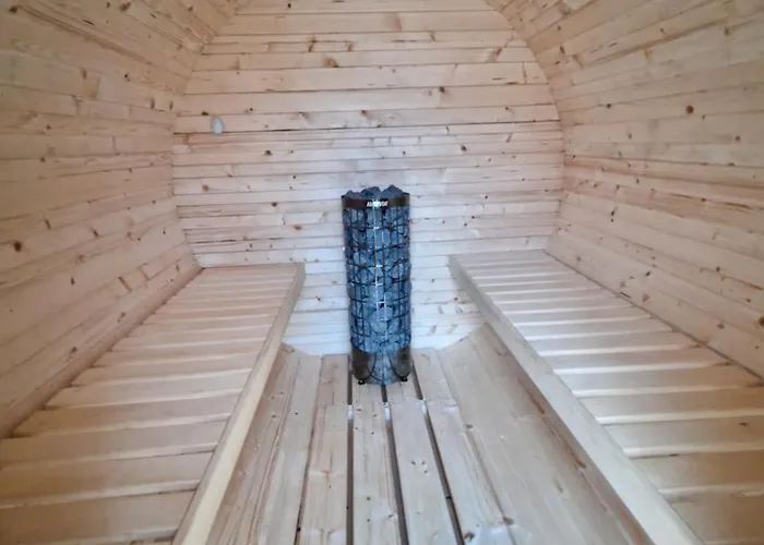 Mrozy House 1 - Maly Dom, Duzy Spokoj 펜션 *